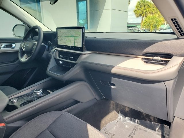 2025 Ford Explorer Active RWD