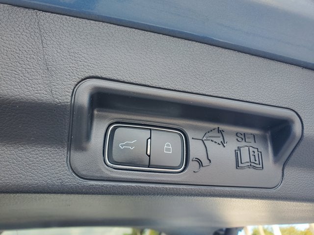 2025 Ford Explorer Active RWD