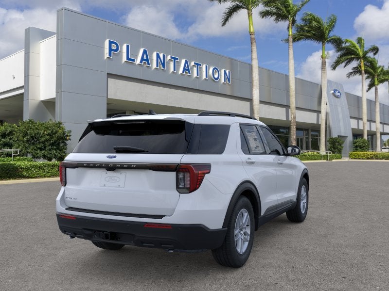 2026 Ford Explorer Active w/100A Pkg RWD