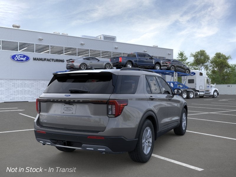 2026 Ford Explorer Active w/200A Pkg RWD