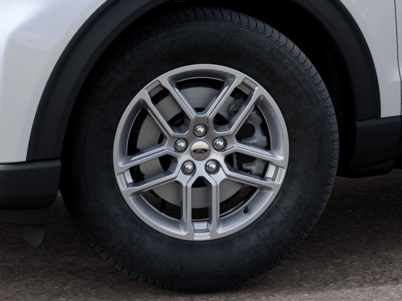 2027 Ford Explorer Active w/200A Pkg RWD