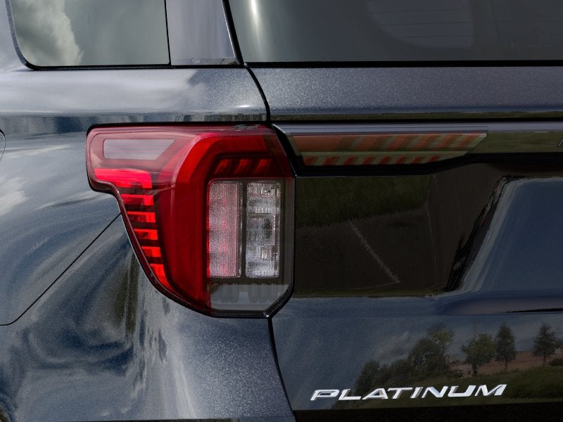 2027 Ford Explorer Platinum RWD