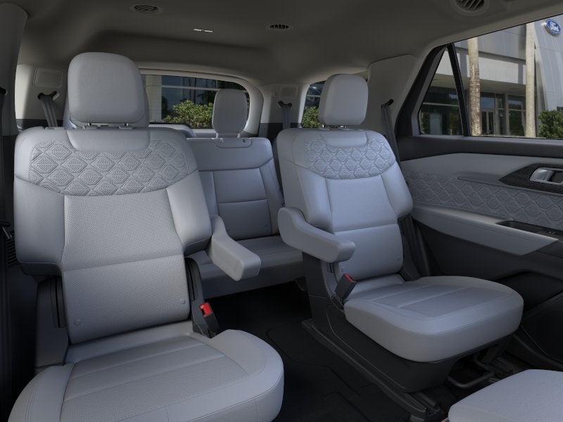 2026 Ford Explorer Platinum 4WD