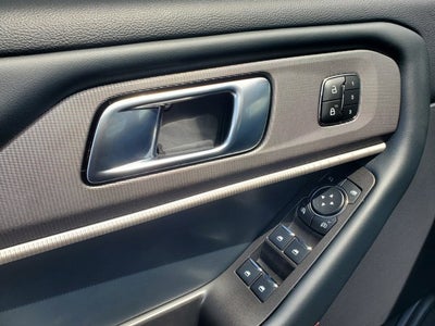 2025 Ford Explorer ST RWD