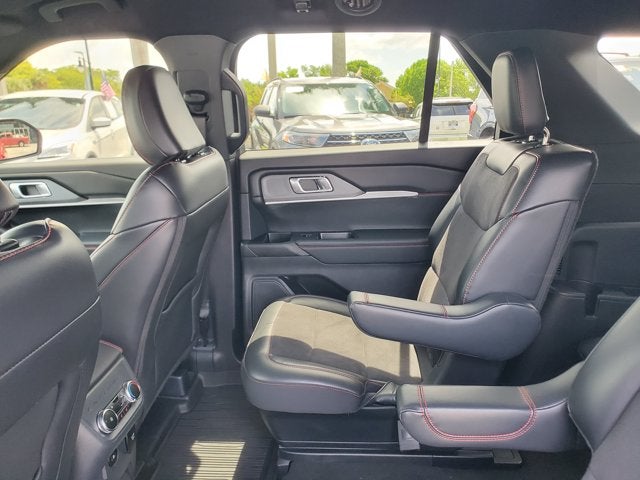 2025 Ford Explorer ST RWD
