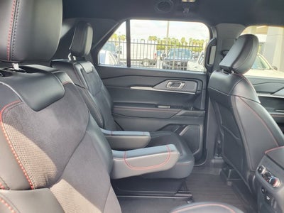 2025 Ford Explorer ST RWD
