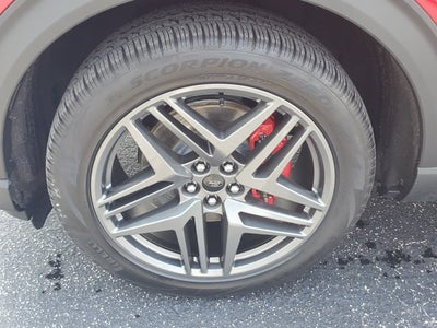 2025 Ford Explorer ST RWD