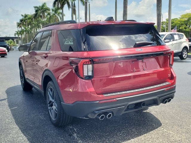2025 Ford Explorer ST RWD