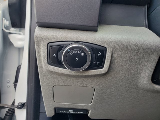 2022 Ford Super Duty F-250 SRW XLT 4WD Crew Cab 6.75' Box