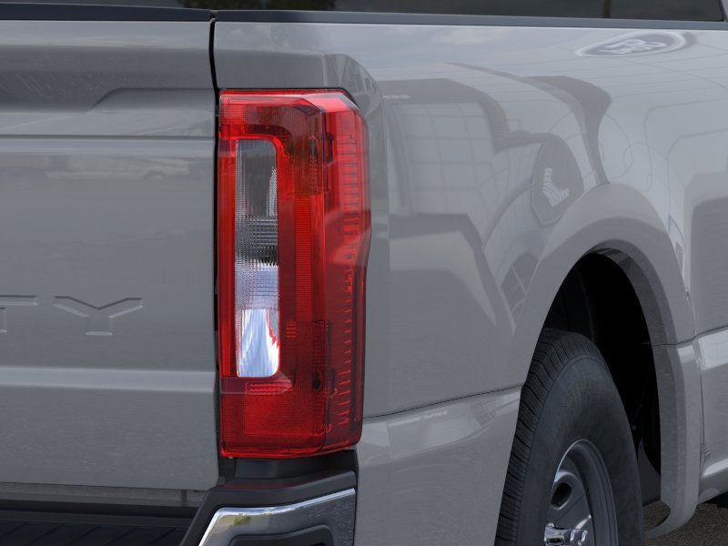 2026 Ford Super Duty F-350 SRW XL 2WD Crew Cab 6.75' Box