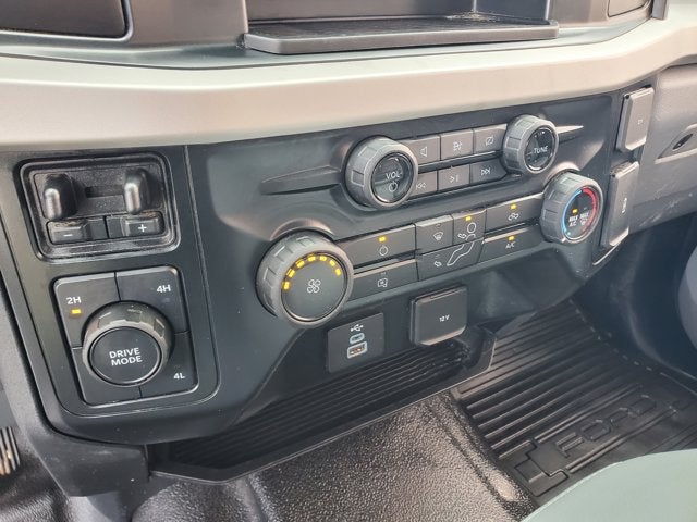 2024 Ford Super Duty F-350 SRW XL 4WD Crew Cab 8' Box