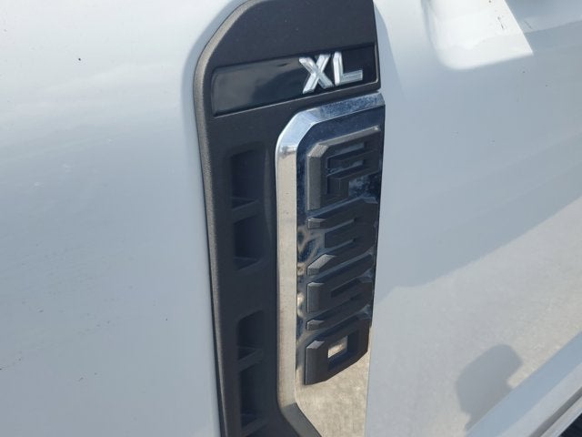 2024 Ford Super Duty F-350 SRW XL 4WD Crew Cab 8' Box