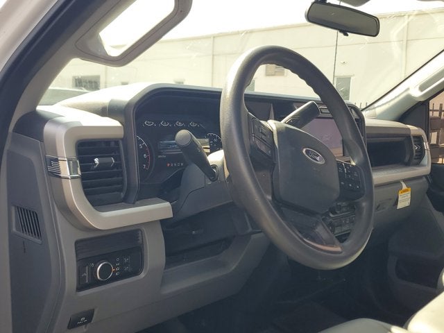 2024 Ford Super Duty F-350 SRW XL 4WD Crew Cab 8' Box