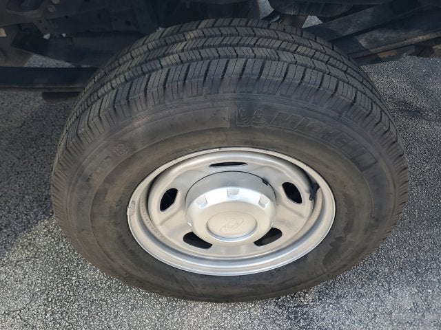 2024 Ford Super Duty F-350 SRW XL 4WD Crew Cab 8' Box