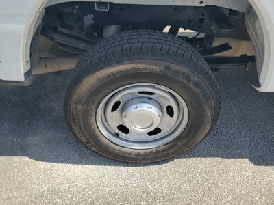 2024 Ford Super Duty F-350 SRW XL 4WD Crew Cab 8' Box