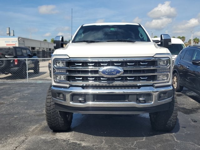 2024 Ford Super Duty F-350 SRW LARIAT 4WD Crew Cab 8' Box