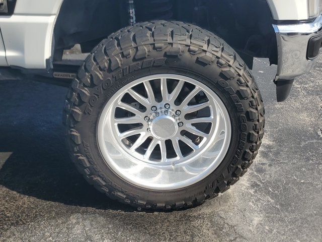 2024 Ford Super Duty F-350 SRW LARIAT 4WD Crew Cab 8' Box