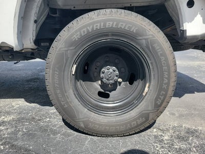 2018 Ford Super Duty F-350 DRW XLT 4WD Crew Cab 8' Box