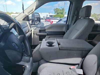 2018 Ford Super Duty F-350 DRW XLT 4WD Crew Cab 8' Box