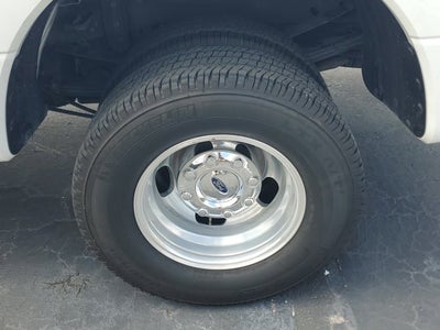 2022 Ford Super Duty F-350 DRW Platinum 4WD Crew Cab 8' Box