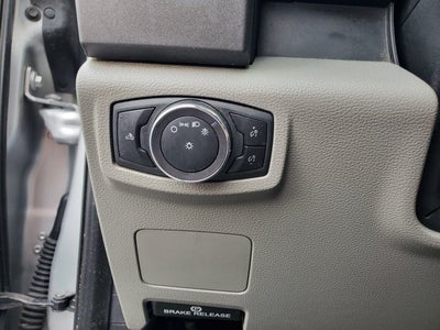 2019 Ford Super Duty F-450 DRW XL 4WD Crew Cab 8' Box