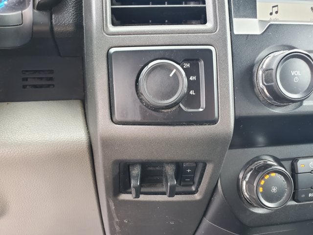 2019 Ford Super Duty F-450 DRW XL 4WD Crew Cab 8' Box