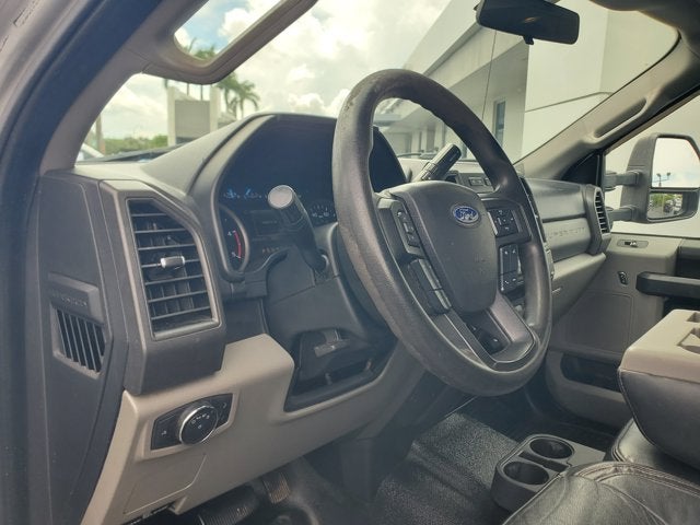2019 Ford Super Duty F-450 DRW XL 4WD Crew Cab 8' Box