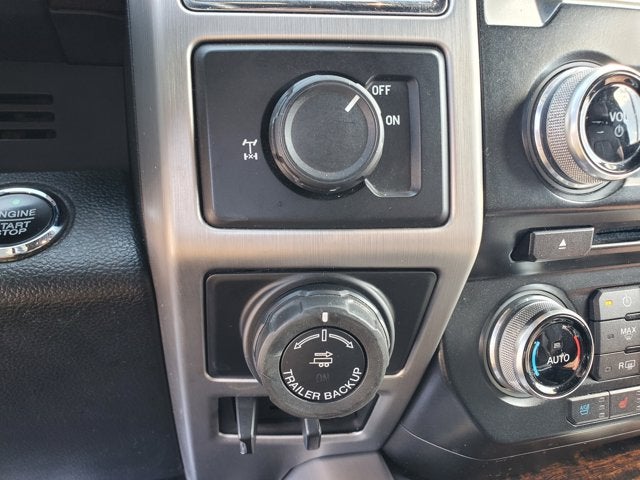 2016 Ford F-150 2WD SuperCrew 145 Platinum