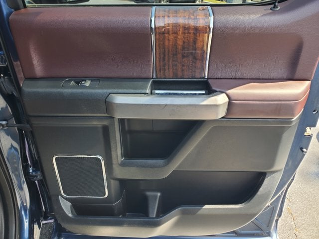 2016 Ford F-150 2WD SuperCrew 145 Platinum