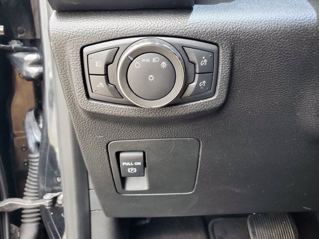 2017 Ford F-150 XL 2WD SuperCrew 5.5' Box