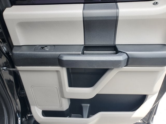 2017 Ford F-150 XL 2WD SuperCrew 5.5' Box