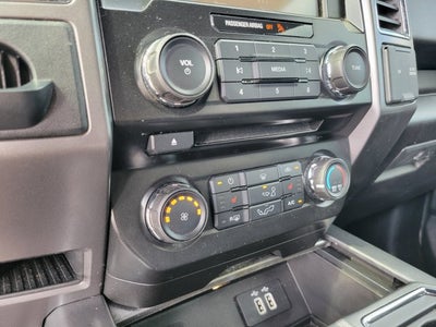 2016 Ford F-150 2WD SuperCrew 145 XLT