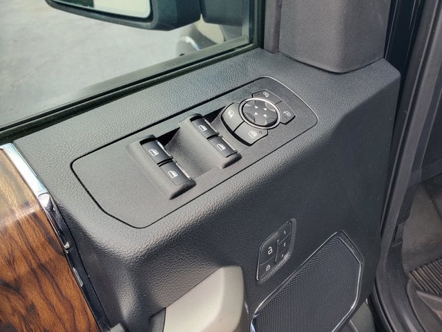 2020 Ford F-150 LARIAT 4WD SuperCrew 5.5' Box