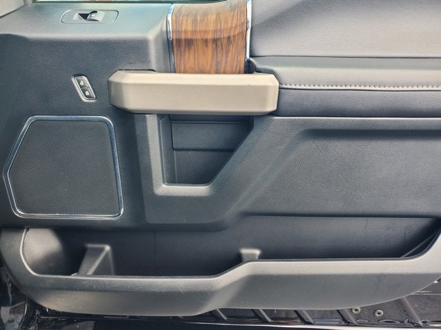 2020 Ford F-150 LARIAT 4WD SuperCrew 5.5' Box