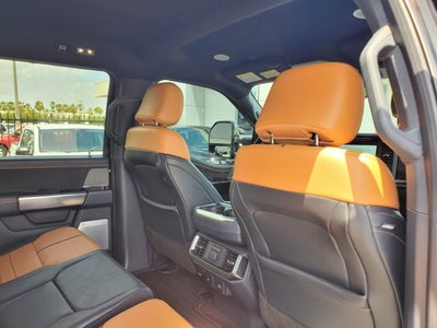 2022 Ford F-150 Platinum 4WD SuperCrew 5.5' Box