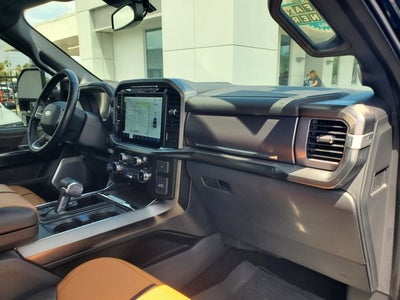2022 Ford F-150 Platinum 4WD SuperCrew 5.5' Box