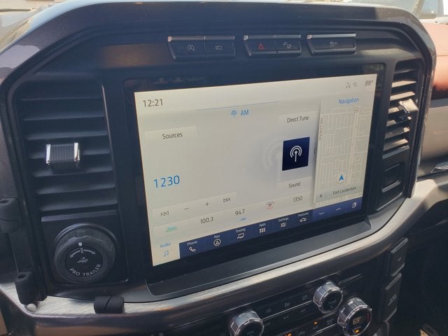2021 Ford F-150 LARIAT 4WD SuperCrew 5.5' Box