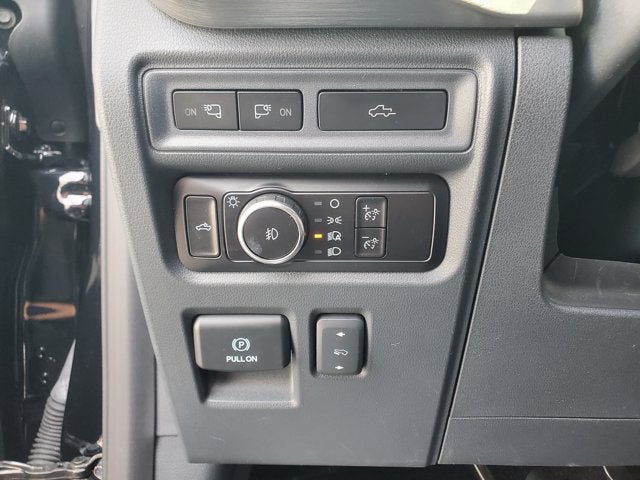 2023 Ford F-150 LARIAT 4WD SuperCrew 5.5' Box