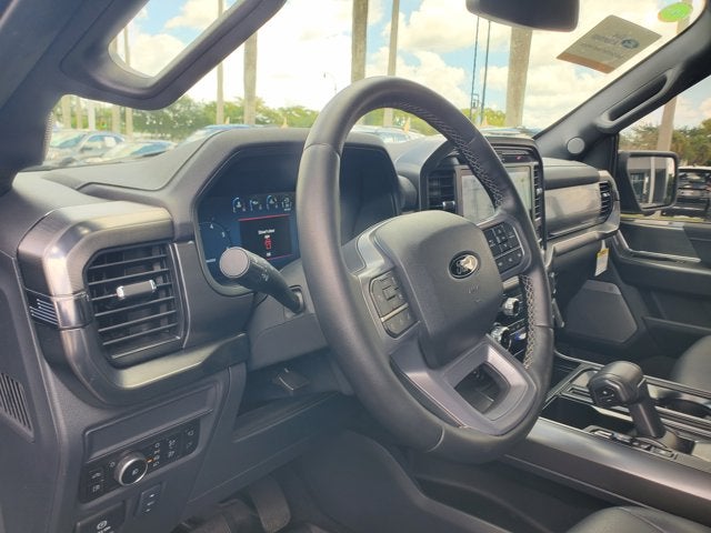 2025 Ford F-150 LARIAT 4WD SuperCrew 5.5' Box
