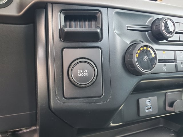 2024 Ford F-150 XL 2WD Reg Cab 8' Box