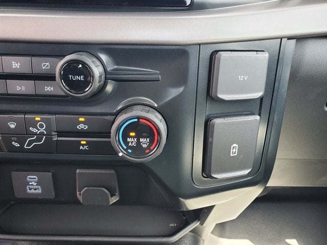 2024 Ford F-150 XL 2WD Reg Cab 8' Box