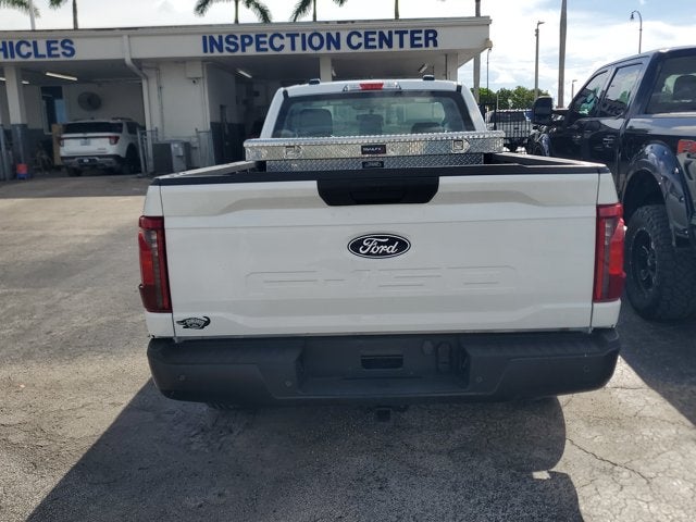 2024 Ford F-150 XL 2WD Reg Cab 8' Box