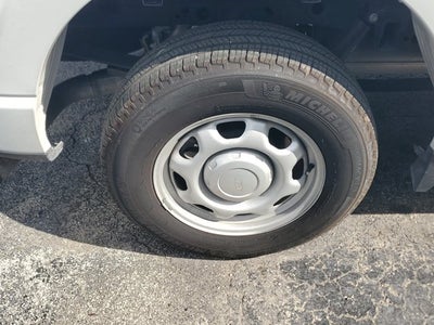 2024 Ford F-150 XL 2WD Reg Cab 8' Box