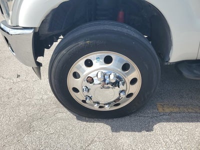 2005 Ford Super Duty F-350 DRW Crew Cab 156 XL 4WD