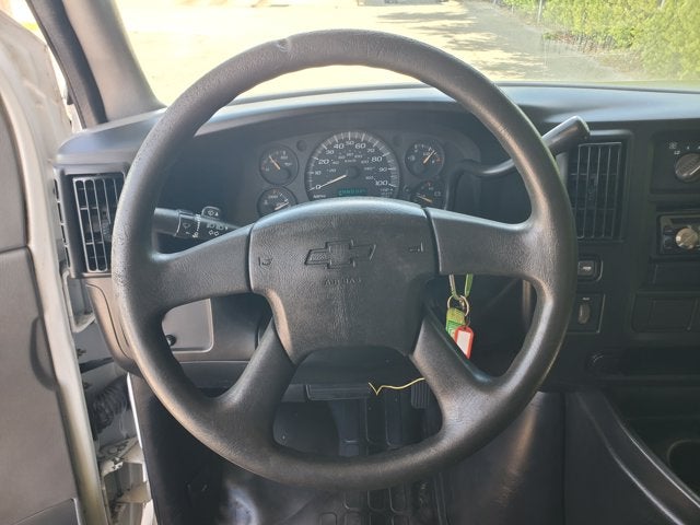 2005 Chevrolet Express Commercial Cutaway 159 WB C7A DRW