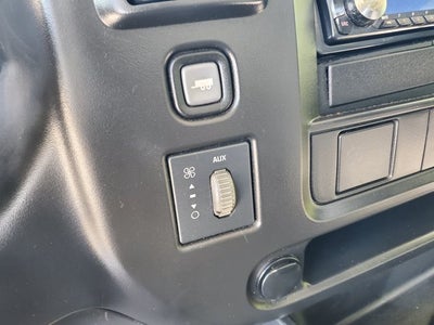 2005 Chevrolet Express Commercial Cutaway 159 WB C7A DRW
