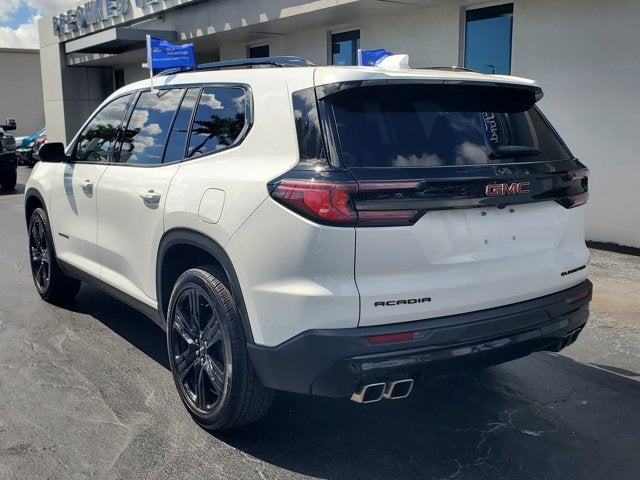 2025 GMC Acadia FWD 4dr Elevation