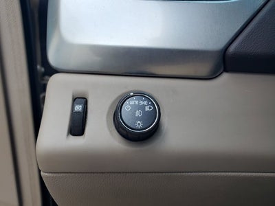 2015 Chevrolet Suburban 2WD 4dr LTZ