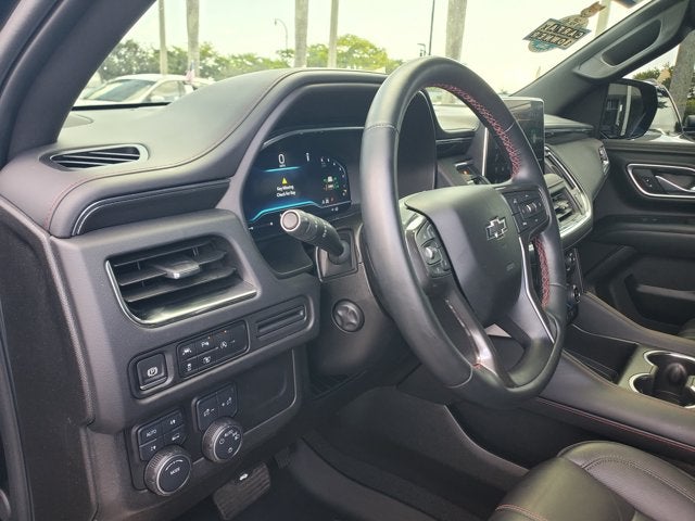 2024 Chevrolet Suburban 4WD 4dr RST