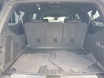 2024 Chevrolet Suburban 4WD 4dr RST